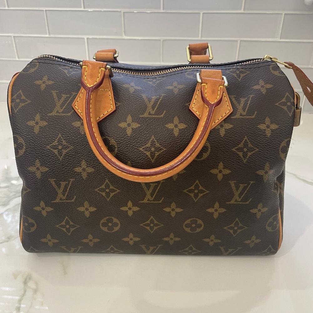 Authentic Louis Vuitton Speedy 25